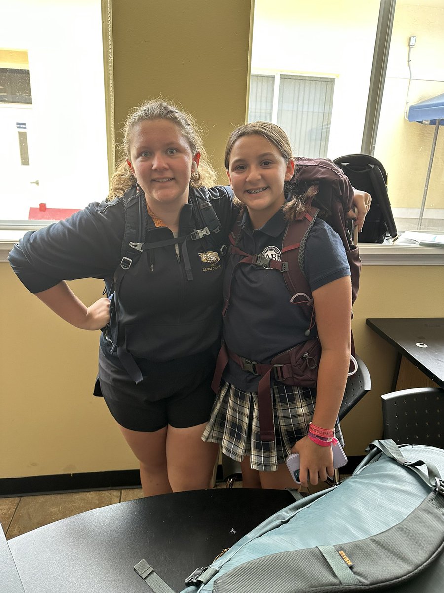 Hogg_Science's tweet image. Forgot to post the other day but we packed some of our gear for Switzerland. We are getting excited! 😜 #NBPS #NBPSEagles #nordangliaeducation