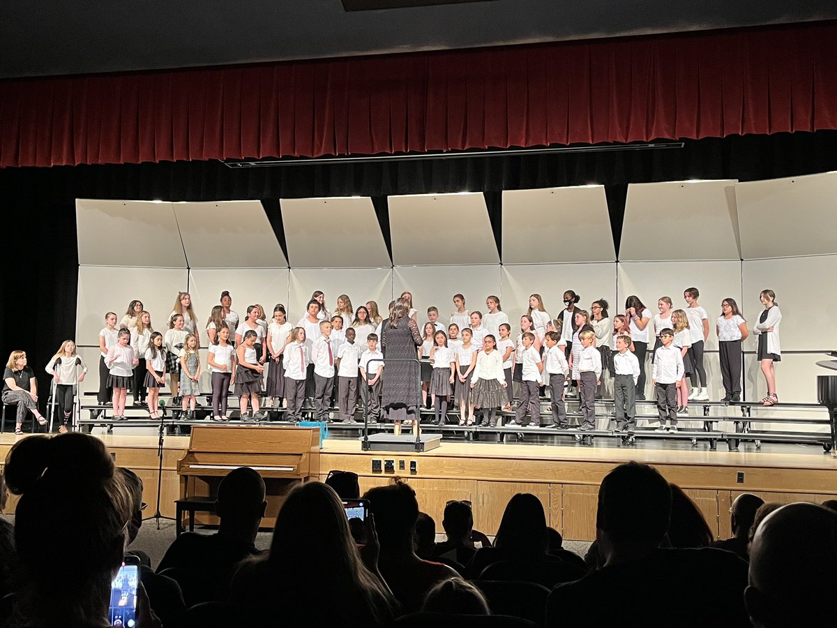 Hilton Music Department tweet media