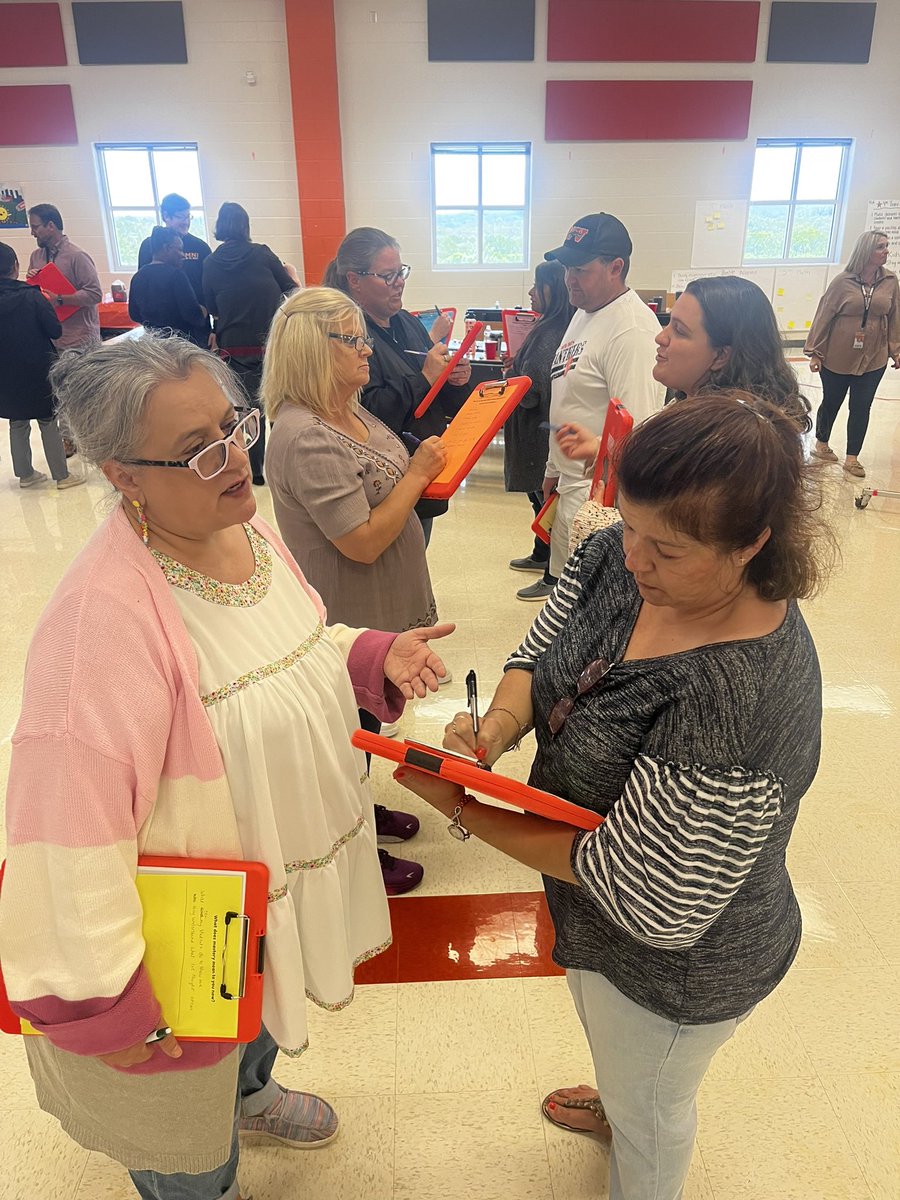 JoAnneVParra's tweet image. The Curriculum Design Team was sharing their a-has during the boot scootin boogie #learningroutines #engagement @BrandiHendrix14 @MVISD