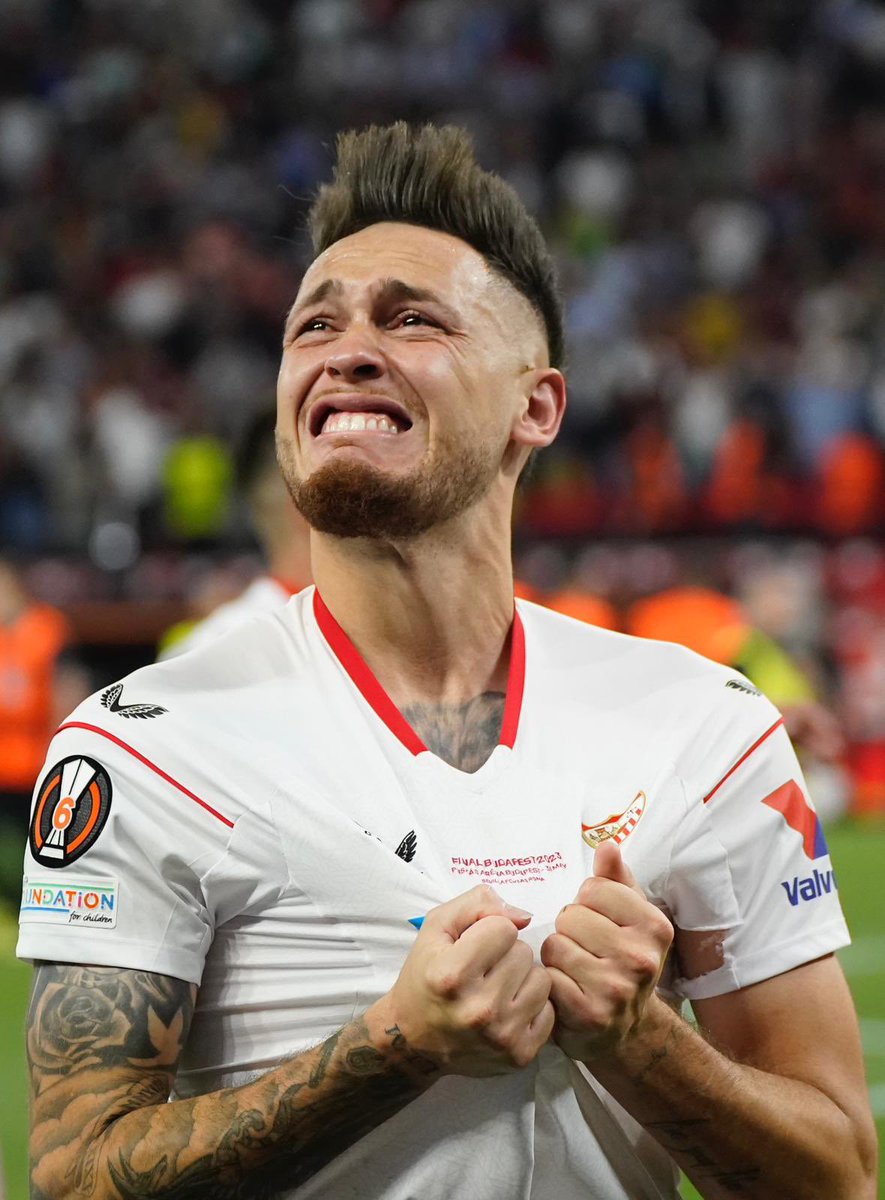 🥹❤️🗣️ Lucas Ocampos: 

“I had a very bad time. Only my family and I know how much I’ve suffered, three months ago I was training alone in a youth locker room at Ajax. But what I said other day is that football always gives you a revenge. Three months ago I was alone, without