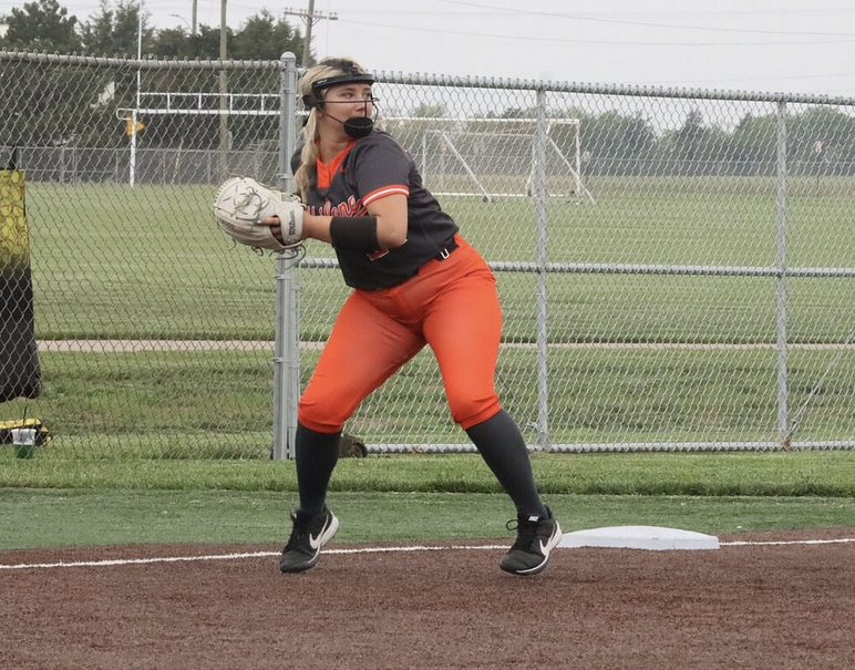 AHSSoftball8's tweet photo. Congratulations to first team All NCKL Utility player, B. Haaga.  You won 7 games on the mound and also played some 1B, OF, and 3B.  You also led the team in batting average (.412) and OBP (.494) and RBI (16).  Awesome sophomore year.  Keep working and growing as a player! https://t.co/uBC0rydfg9