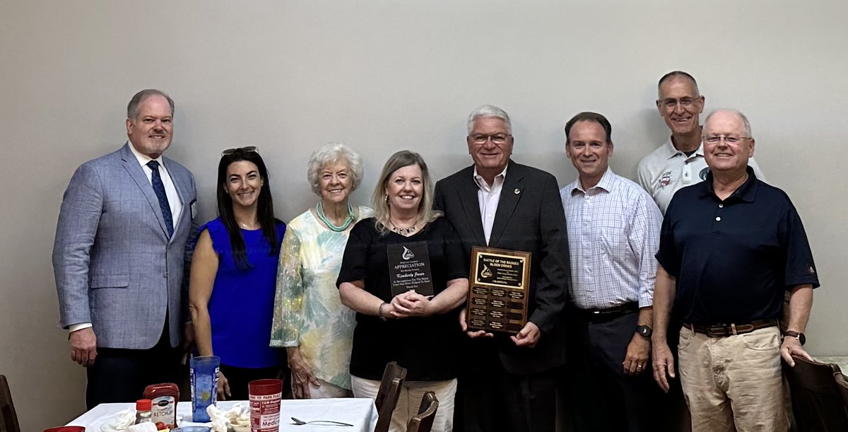 DamonRainesWC's tweet photo. Today we honored Ms. Kim Jones @walkersheriff for her faithful service and dedication to Battle of the Badges @bloodassurance and to Sheriff Wilson for over 36 years #AmazingLegacy #thankyou https://t.co/4t9PEjqj8S