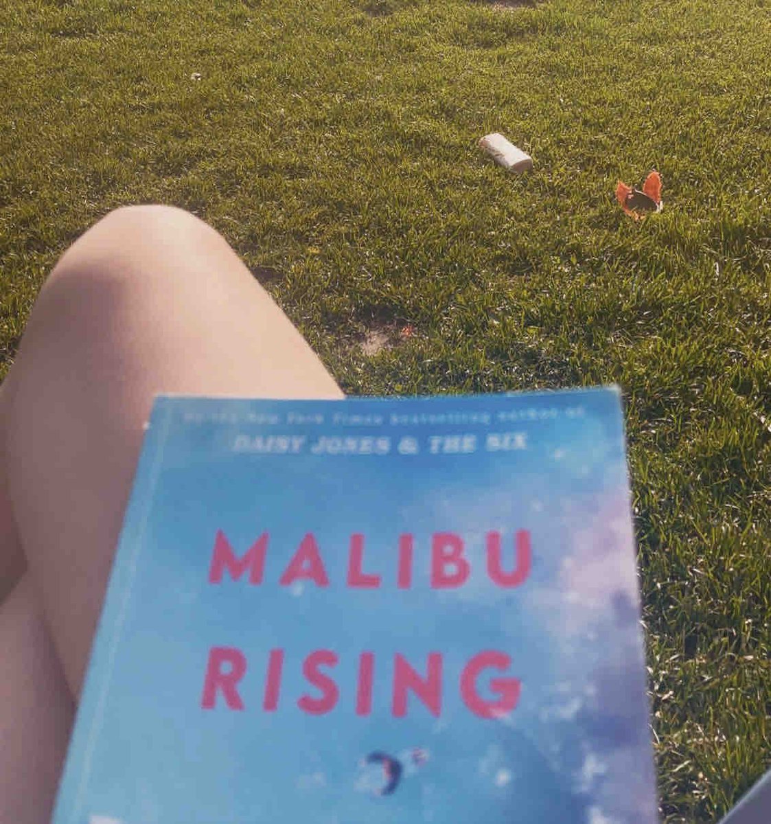 @tjenkinsreid never disappoints! #MalibuRising is the perfect summer read🌞💛 I think it was my favourite of hers so far! #MARK1051