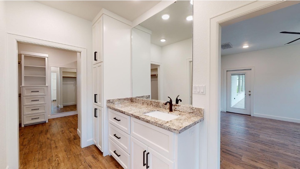 At Mainline, we believe that plumbing can be both functional and beautiful. The Mainline Treme faucet in oil rubbed bronze that is high-quality and easy to install! Simplify your plumbing installations today with Mainline!🚰 😊

#faucets #install #plumbing