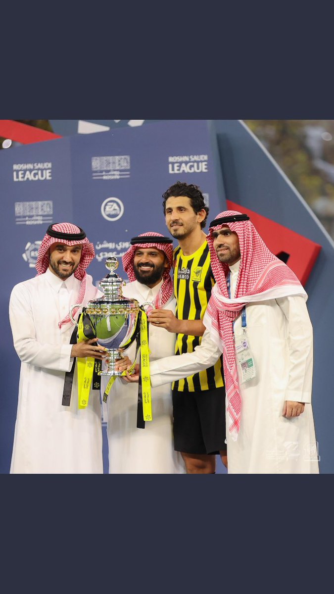 ahmad30391's tweet photo. من فتره زمنيه طويله لم اراى الاتحاد يستقر ويرجع شي من بريقه الا مع ادارة انمار الحائلي ونائبه احمد كعكي بقيادة العبقري  نونو سنانتو رجال ضحو بجهدهم ومالهم في خدمة الاتحاد كل الشكر لكم تستاهلون 4 سنوات قادمه  #بطل_الدوري_الاستثنايي_العالمي https://t.co/PRyN6QBgSd