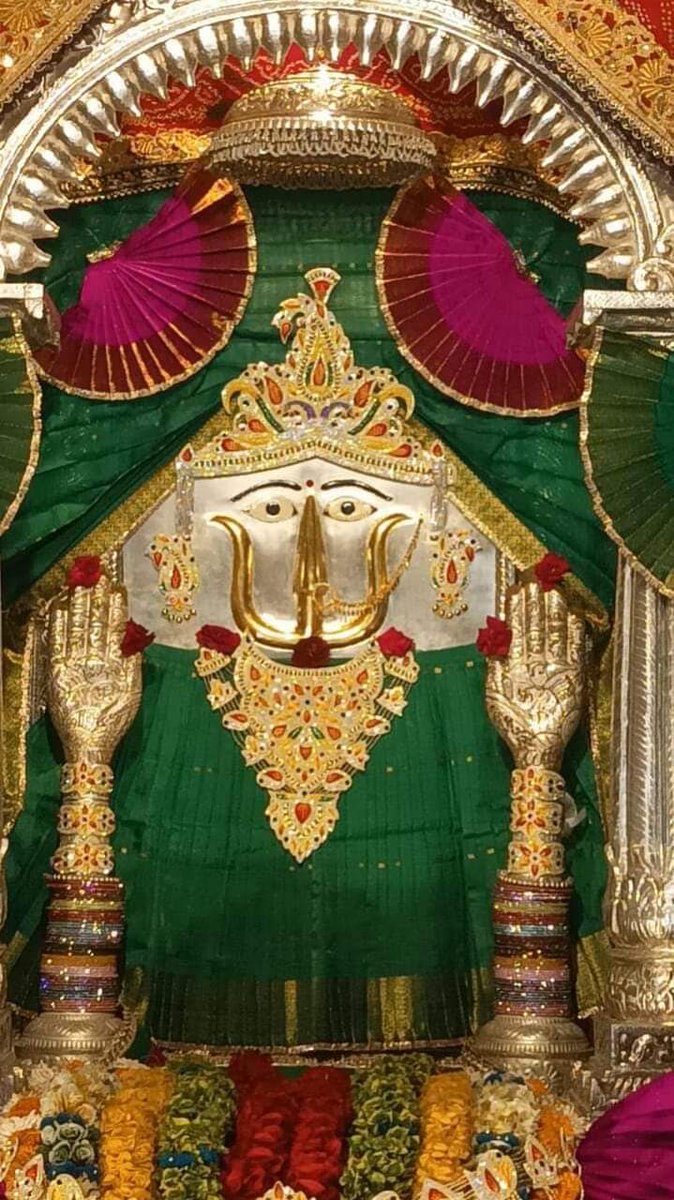 HarshTulsyan54's tweet photo. जय दादी की  🙏  जय जय श्री दादी की   🙏 सबकी रक्षा कर दादी   🙏 https://t.co/gPBuIaiUCG