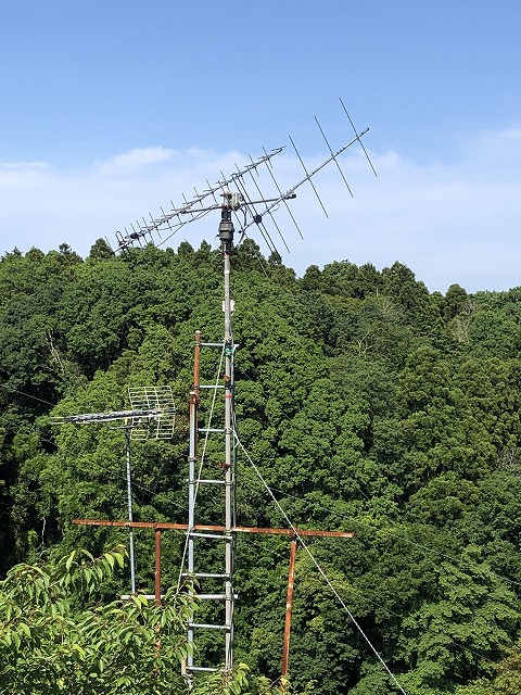 May 2023 Report for Satellite (GreenCube & RS-44) 
QSOs : 628 (+120)  
VUCC : 278cfm/301wkd
DXCC : 63cfm/65wkd (+4 : 4U1ITU,OM,KH2,HS)
WAS : 39 (+4 : KY,RI,NV,NH)
WAZ : 24 (+1 : Zone26)

<Topics>
1. I set up new Antenna system for Satellite
2. I have been operation via RS-44