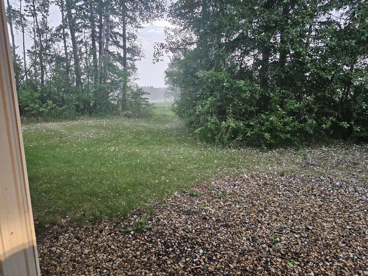 Mike Rurak🅱️⛎️♐️ on Twitter "abstorm got away and found an overhang