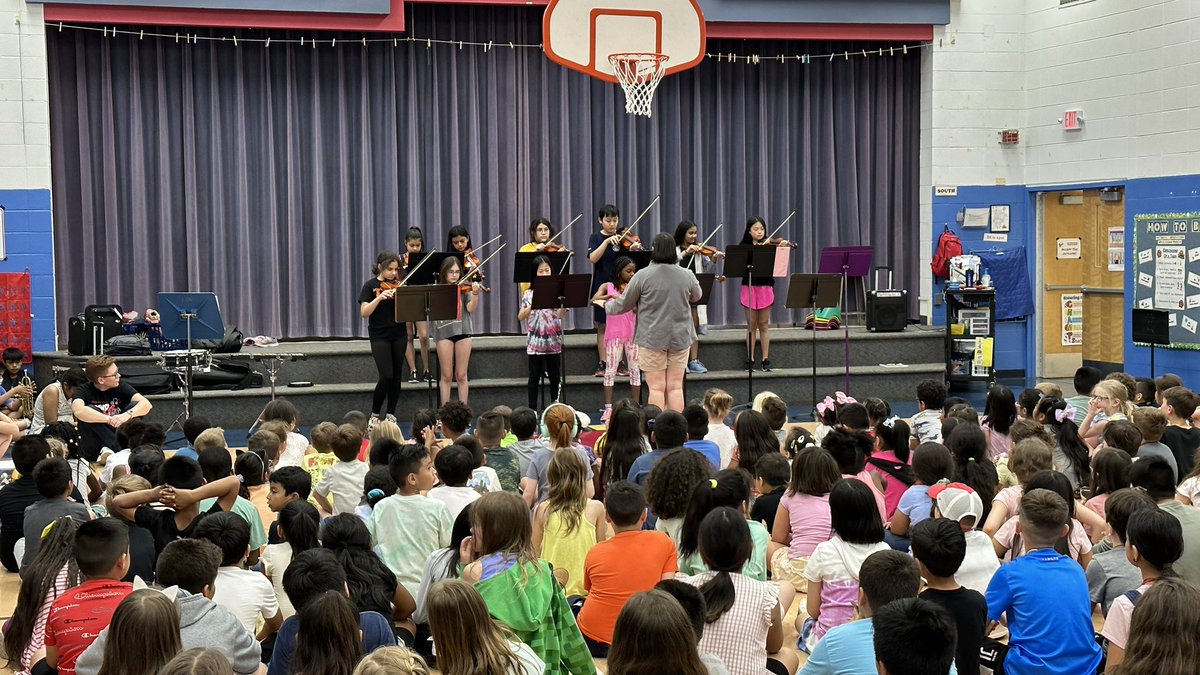 SubdirectorMeza's tweet photo. Look at all those future @D59JulietteLow musicians! Thank you @choblinmusic and Ms. G for getting our kiddos excited for 5th grade band &amp; orchestra! https://t.co/owmeHOBgPi