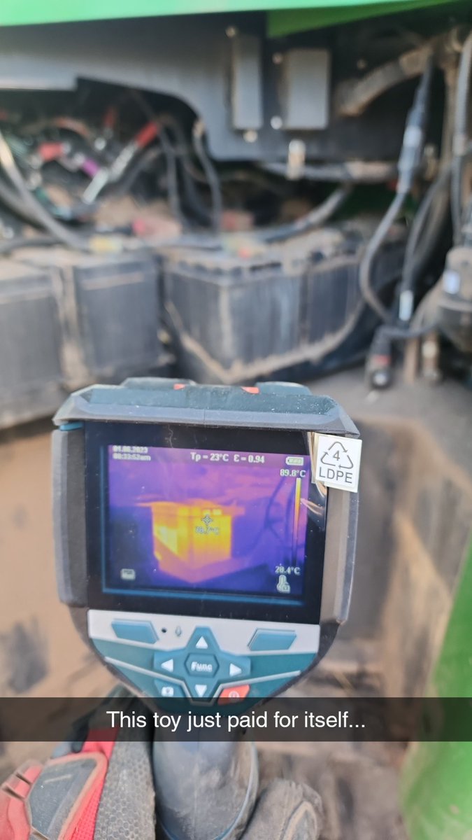 That's probably where the smell is coming from... 😬 #Plant23