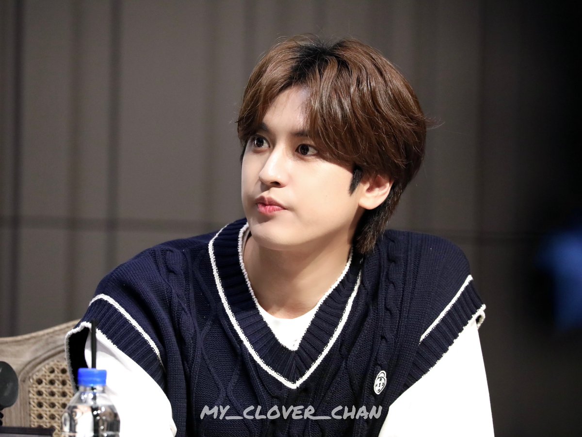 우연 tweet media
