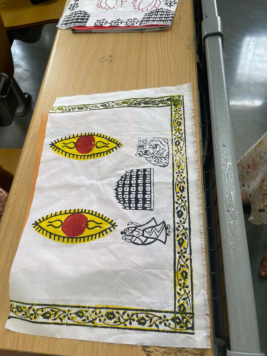 An intense workshop of #NaturalDyeIndigoBlockPrinting by Shri. Brij Ballabh Udaiwal as part of SPIC MACAY 8th International Convention at <a href="/VNITN/">VNIT Nagpur</a> 
#spicmacay #intercon8 #IncredibleIndia #vnitconvention
<a href="/MinOfCultureGoI/">Ministry of Culture</a> <a href="/tourismgoi/">Ministry of Tourism</a> <a href="/g20org/">G20 United States</a> <a href="/incredibleindia/">Incredible!ndia</a> <a href="/AmritMahotsav/">Amrit Mahotsav</a> <a href="/PMOIndia/">PMO India</a>