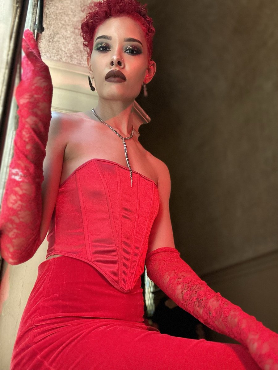 justemochai's tweet photo. Just a little red moment.
I wish I could have gotten more photos of this look π₯² that came out a bit better. This is one of my favorite chains that @shopdalmata has gifted me βΊοΈ
{use code dalmatacw20 } #dalmataambassador https://t.co/W23xOtjkes