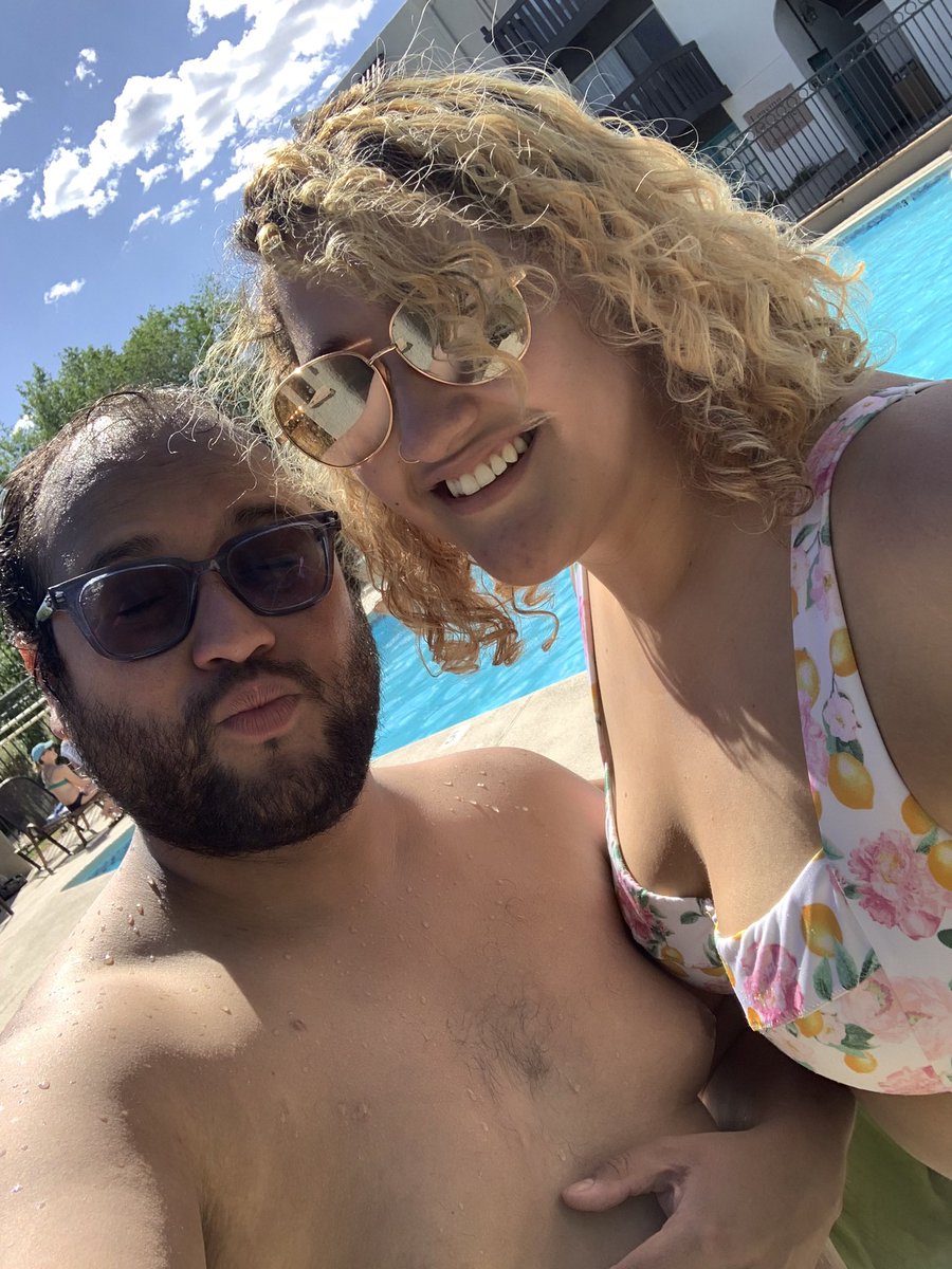 fuimos al pool