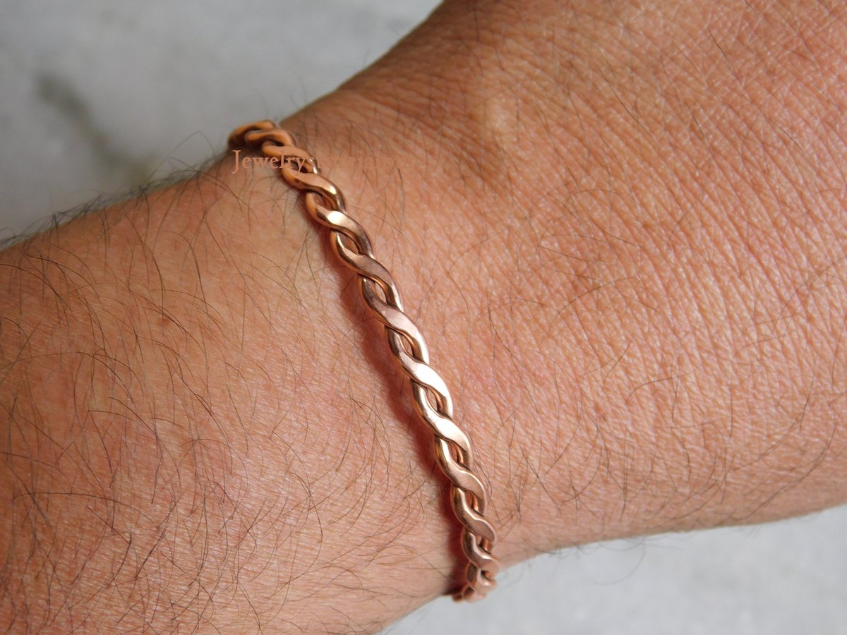 shorturl.at/hrNV9

#copperjewelry #copperbracelet #healingbracelet #copperbangle
#arthritis #braidedbracelet #braidedwire #cuffbracelet #giftforbirthday #Twistedwire #unisexjewelry #EnergyHealing #copper #coppercuff #copper #bracelet #bangle #menscopper
#menscoppercuff