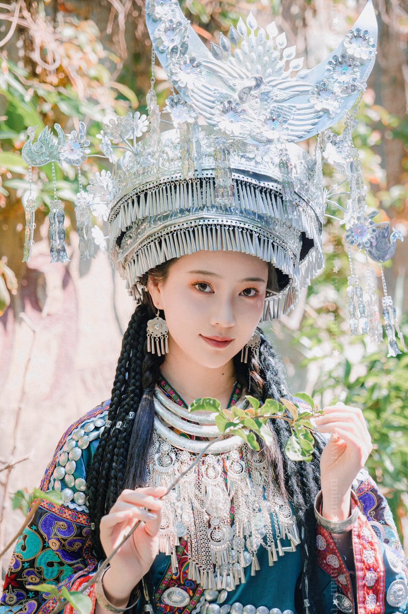 百里不同风，千里不同俗

《苗疆少女》完整版已上线，私信购买🥰

祝大家六一快乐😋 https://t.co/kgZSuEbsm0