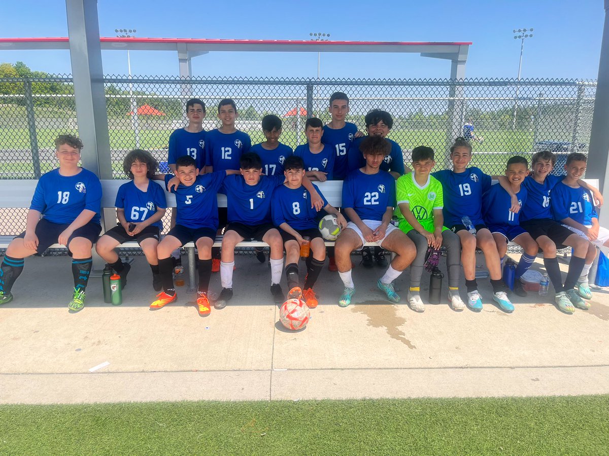 It was another great day of soccer for our Intermediate Boys team! They played so well yesterday in the @BTY_YCDSB tournament. Great job Wolves⚽️👏🏻