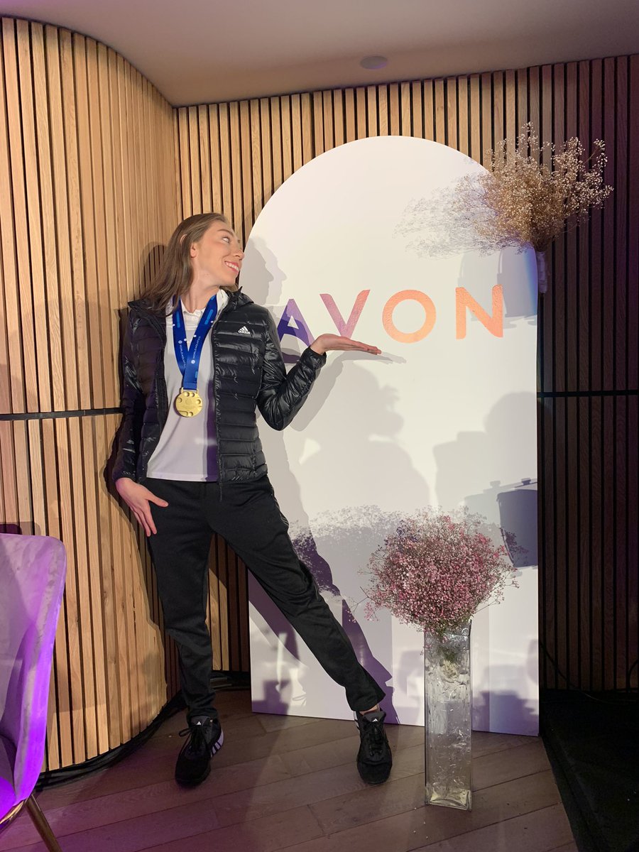 Gracias <a href="/AvonMexico/">Avon México</a> por el apoyo y la invitación a su panel de la representante de belleza🤍✨
#todassomoscampeonas