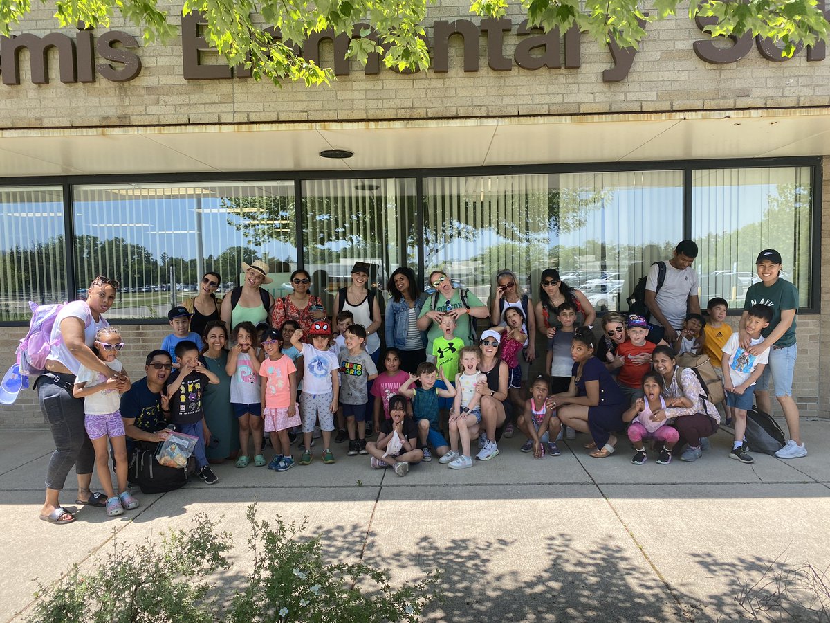 Fun day at @detroitzoo despite the heat! So glad these kiddos got to experience a trip to the zoo! 🐒🦁🦎#bemisthinkers