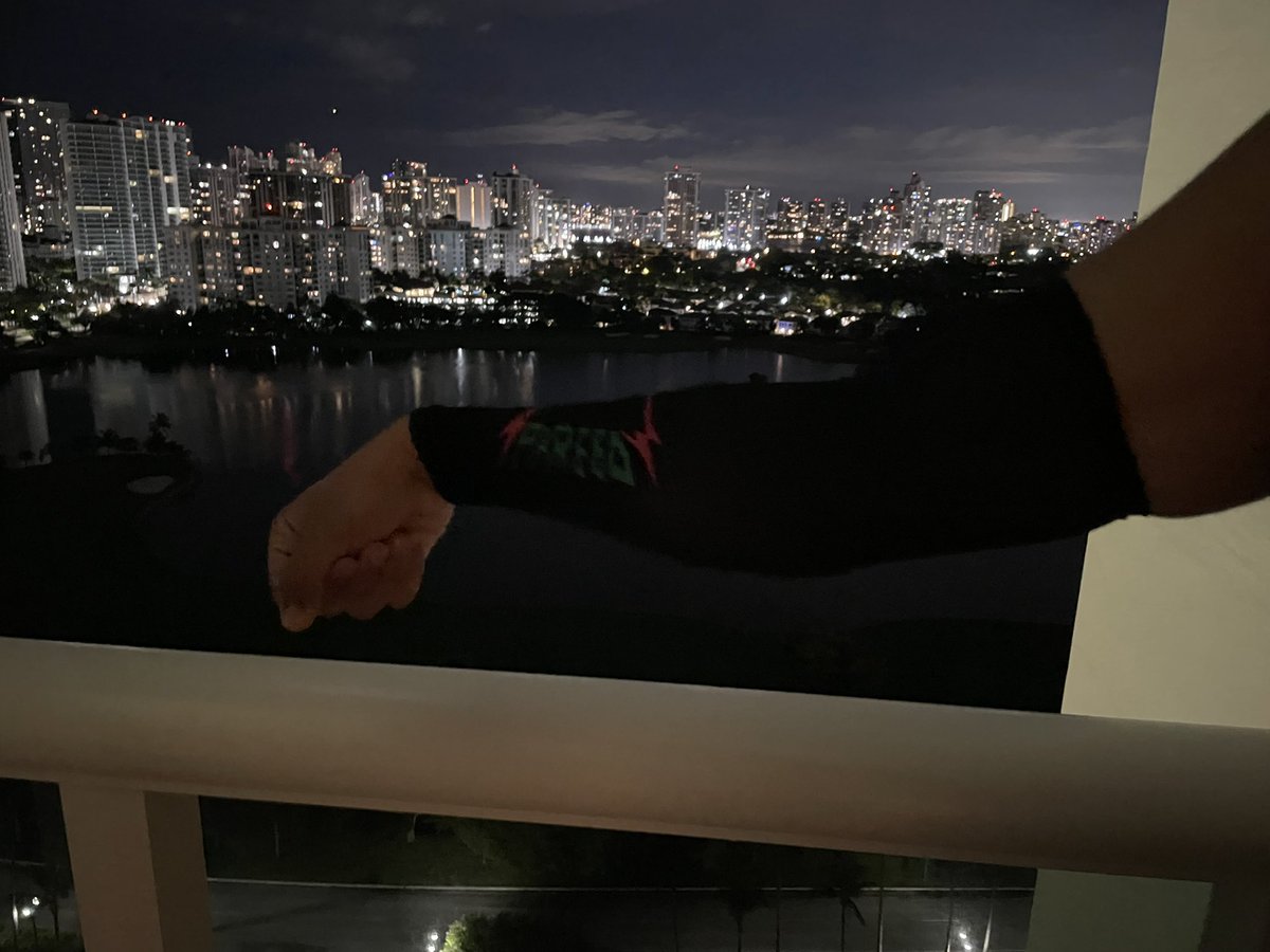 Sparebow on Twitter "If you are going to dreamhack Dallas, just like