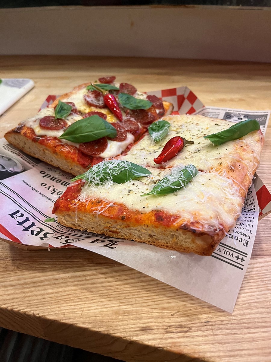 Hornercom's tweet image. Congratulations to @riverscasinophl on the successful opening of Martorano's Sicilian Slice! 🍕