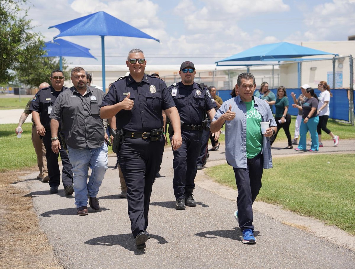 DrJBFlores's tweet photo. Earlier today our agency hosted our fist annual “Ice the Stigma” mental health awareness event.

Mental health issues affect millions annually and less than half seek treatment due to stigma.

Today we stood together to raise awareness. Thank you to everyone who came out. https://t.co/90n6x9w1aY