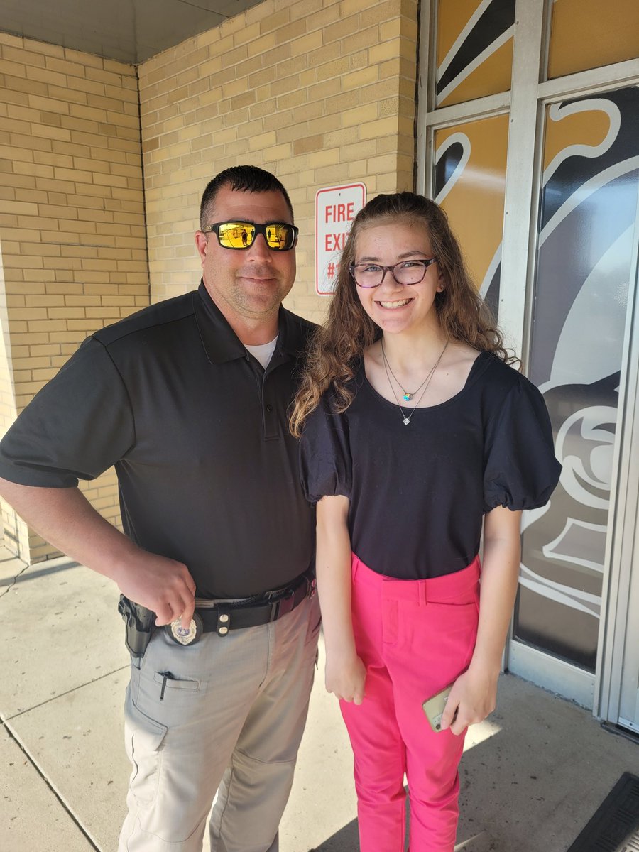 tel71384's tweet photo. Congratulations to @MV_Knights Class of 2029 on your 6th Grade Graduation tonight! 👩‍🎓🎉 https://t.co/3fM8ZC64uA