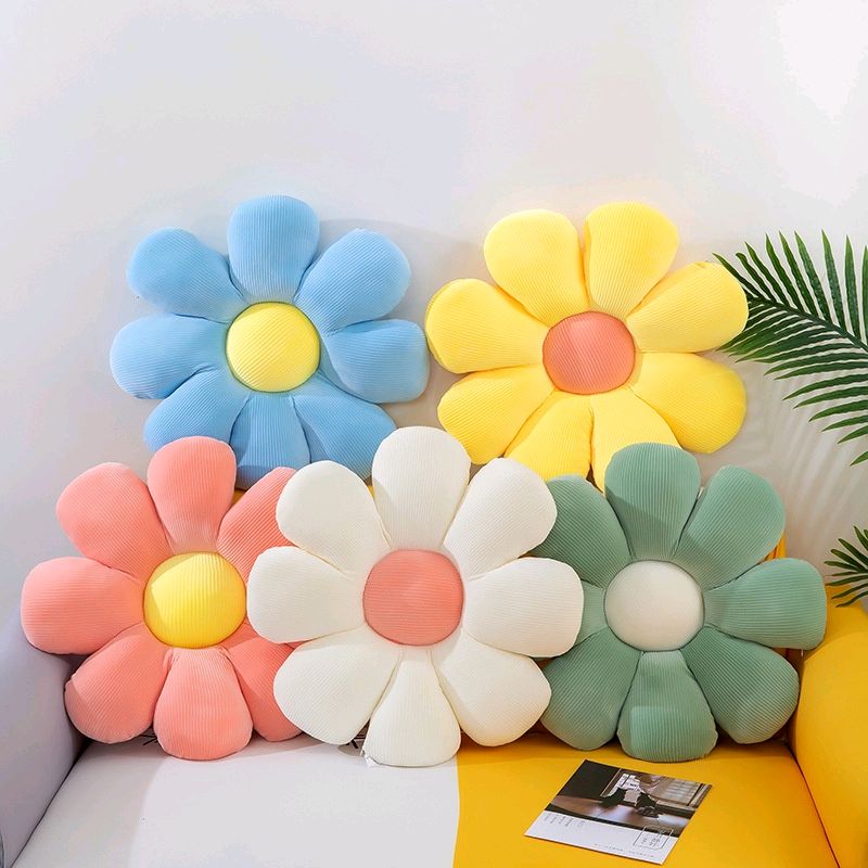 Zeizeita's tweet photo. Cek Bantal Sofa Bentuk Bunga / Alas Duduk Kursi / Bantal Sandar Kursi/ Flower Chusion Soft Pillow Import dengan harga Rp38.900. Dapatkan di Shopee sekarang! https://t.co/iAGvDy9ocL https://t.co/P7RHqTJ7EW