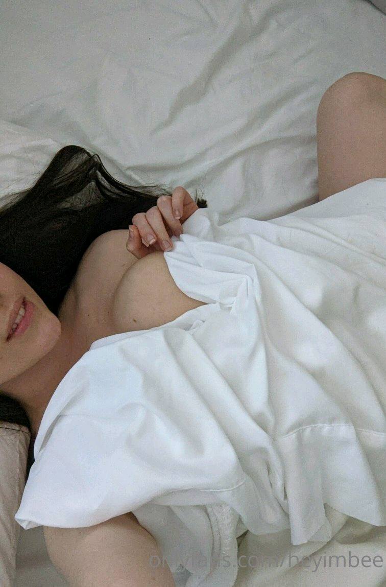 EverythingEgirl's tweet image. Do you like my PJ's? I'm super comfy😊
I left you a pillow to sleep on the floor, do you really think you deserve to sleep next to me?🫤
Keep dreaming of me as always💤
#cash #wankchat #paypig #catfish #findom #cashcow #domination #roleplay #mistress #goddess
