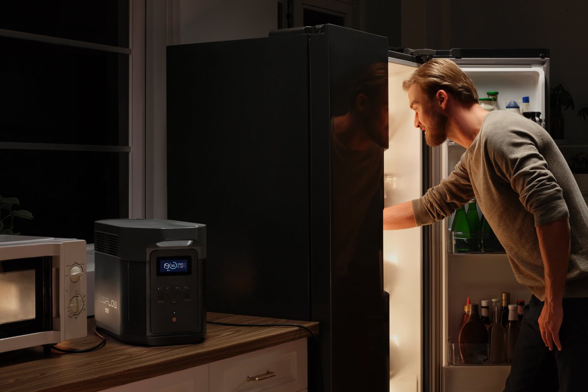 EcoFlowTech's tweet photo. Fridge marathon, anyone? 🏃Our #EcoFlowDELTA2Max powers the 120W fridge for a solid 42hrs with 6kWh battery.

🛒: https://t.co/lGuUDMWTtG
#DitchGasGoSolar #EcoFlow https://t.co/nESdzSGnbW