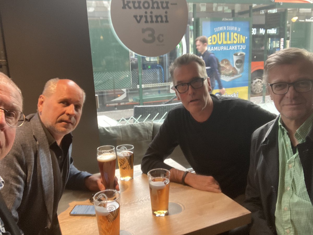 JyriJuusti's tweet photo. Elokuvakerho Alfaville kävi viimein katsomassa Jalmari Helanderin Sisu -elokuvan. Tarantino-Leone-Harlin-Kaurismäki -meininkiä oikein onnistuneesti. #elokuvakerho #Alfaville https://t.co/cgbK9hl7Lc