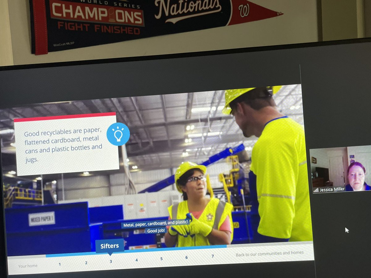 Learned so much from <a href="/RepublicService/">Republic Services</a> recycling coordinator Jessica Miller about how to be a recycling ⭐️ <a href="/HuntersWoodsES/">Hunters Woods ES</a>  <a href="/FCPSRegion1/">FCPS Region 1</a>  #EmojiNation #4thgraderocks