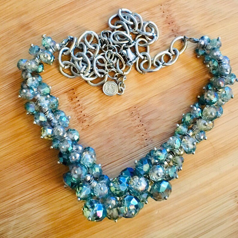 JUST LISTED—Low starting bid: Vintage Heavily Beaded Necklace - Silvertone - 71g - 21' Plus 3 3/4' Extender

Gorgeous and substantial piece. 🩵

ebay.com/itm/1757526851…

#vintagejewelry #estatejewelry #beaded #necklace #jewelry #sparkle #statementjewelry