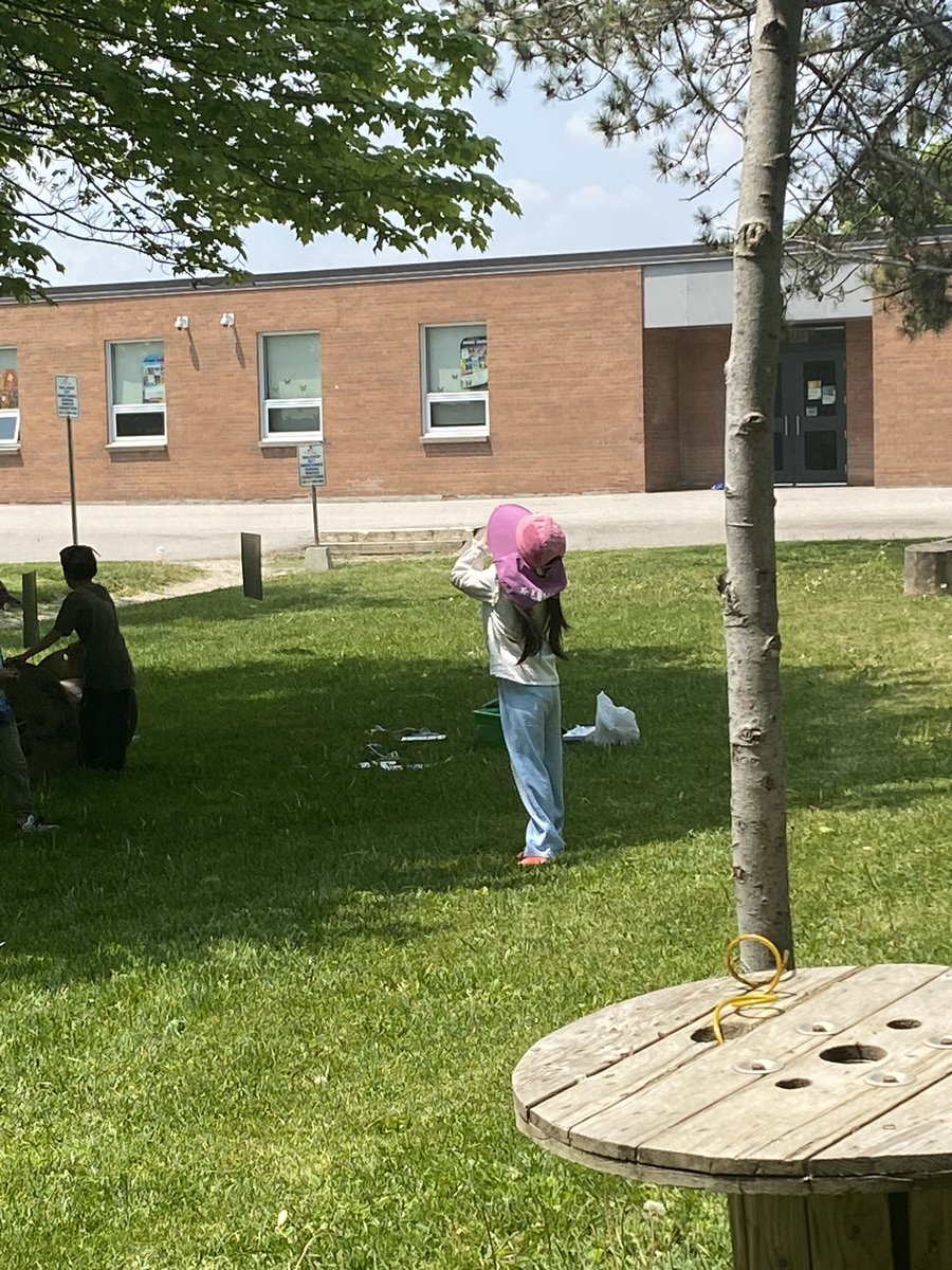Our Kindergarten class learning in the outside classroom today. They enjoyed a story walk, a scavenger hunt, bird watching and free play.