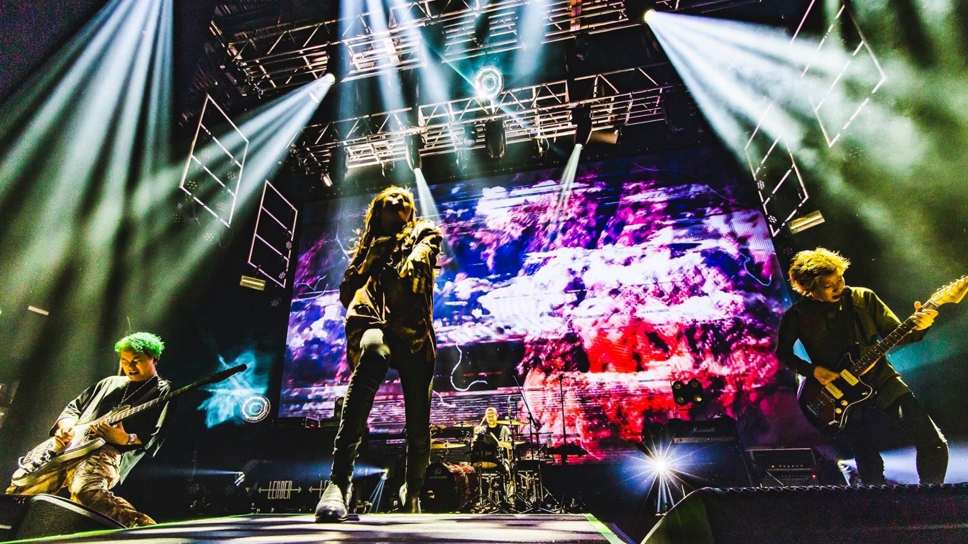 Amazon.co.jp: スーパービーバーZepp SHINJUKU 柿落とし公演限定