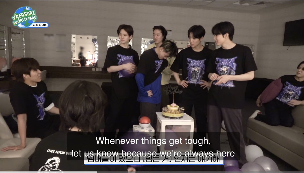 Jeongwoo: Whenever things get tough, let us know bcs we’re always here