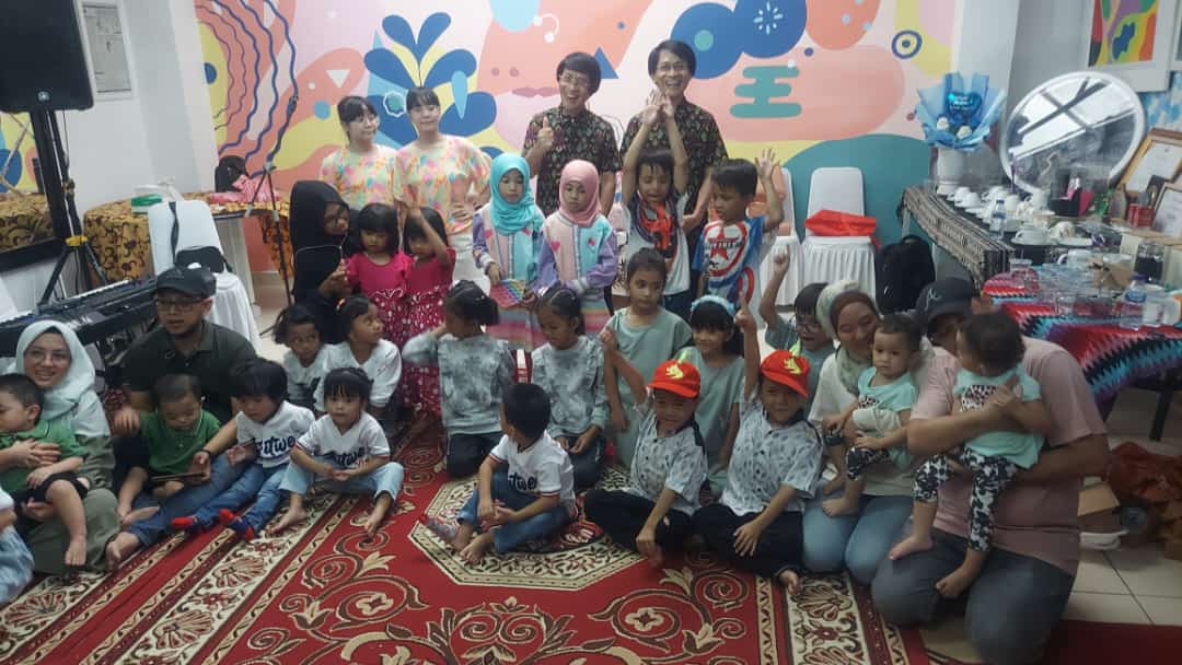 AndreRyanAutism's tweet photo. Ini adalah pertemuan pertama ketemu Kak Seto dan Kak Kresno di Yayasan Nakula Sadewa

#yayasannakulasadewa #nakulasadewa #komunitas #komunitaskembar #andredanryan #andreryanautism https://t.co/eN8ceOKQYB