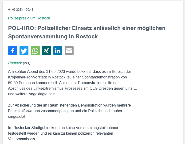 bildwerkrostock's tweet photo. "Zur Absicherung der im Raum stehenden Demonstration wurden mehrere 
Funkstreifenwagen zusammengezogen und ein Polizeihubschrauber 
eingesetzt."

Eine Flugstunde des EC 135 soll, der #DLFR zufolge,
5000,- euro kosten.
Interessante Kalkulation für 1 vermutete Spontandemonstration. https://t.co/mfl3oCgJ9W