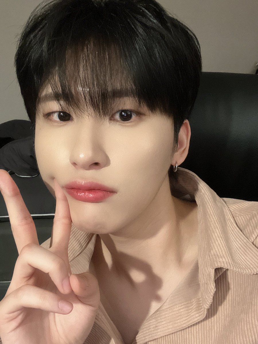 플러피♥ ັ tweet media