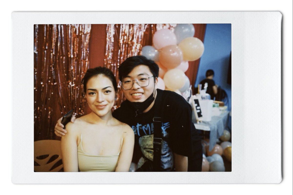 MikanismOFC's tweet photo. To the guy who made our girl the happiest woman in the world and love her unconditionally. Happy Birthday and thank you for everything ektu💙 @h2wooff1cial https://t.co/je11IuqNyz