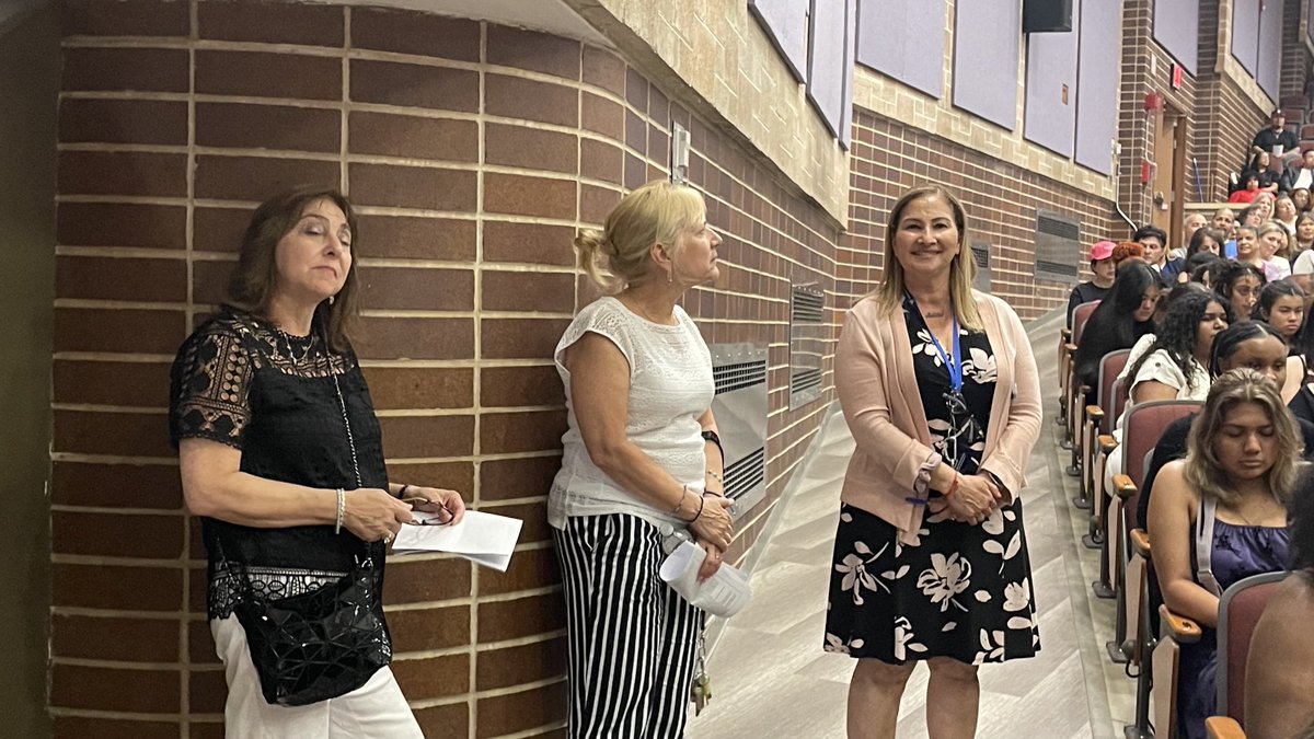 RoseAnne Collins-Judon (@rcollinsjudon) on Twitter photo Thank you to our counselors, administrators, central office & administrative professionals Club 90 <a href="/YonkersSchools/">Yonkers Public Schools</a> <a href="/SuptQuezada/">Dr. Edwin M. Quezada</a> Thank you to our counselors, administrators, central office & administrative professionals Club 90 <a href="/YonkersSchools/">Yonkers Public Schools</a> <a href="/SuptQuezada/">Dr. Edwin M. Quezada</a>