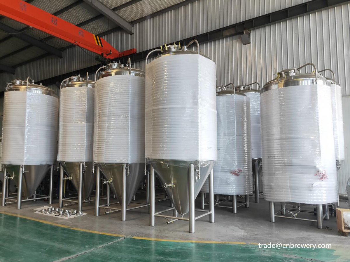 5000L Beer fermenters ready for shipping!
Email: trade@cnbrewery.com

#50hlfermenter #5000Lfermenter #5000Lfermentationtanks #fermentationtanks #fermenterprice