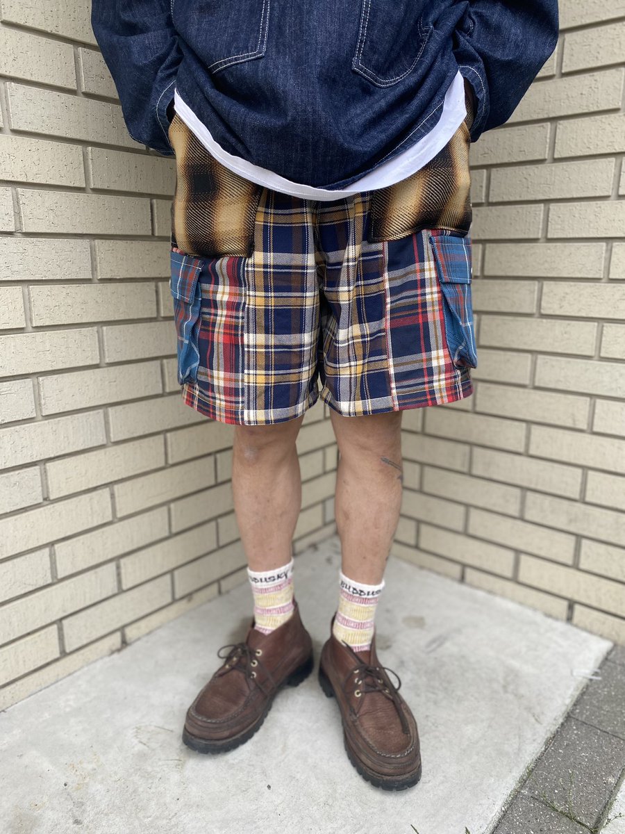 GODONitami's tweet photo. 本日発売開始🔥

【masterkey】×【GO!DON】
別注チェックハーフパンツ

何種類ものチェック生地を絶妙なバランスで組み合わせられたパンク、ハードコアな仕上がりに

シルエットもワイドで短い丈

お問い合わせお待ちしております♪ https://t.co/C7oHoh7cc0