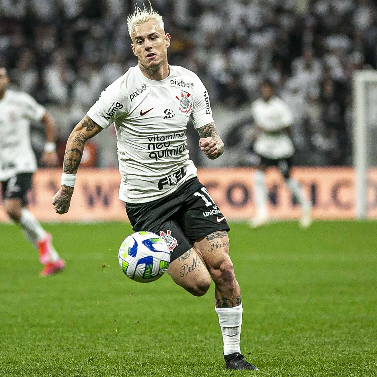 Sofascore Brazil on Twitter "Róger Guedes (26 anos) pelo Corinthians