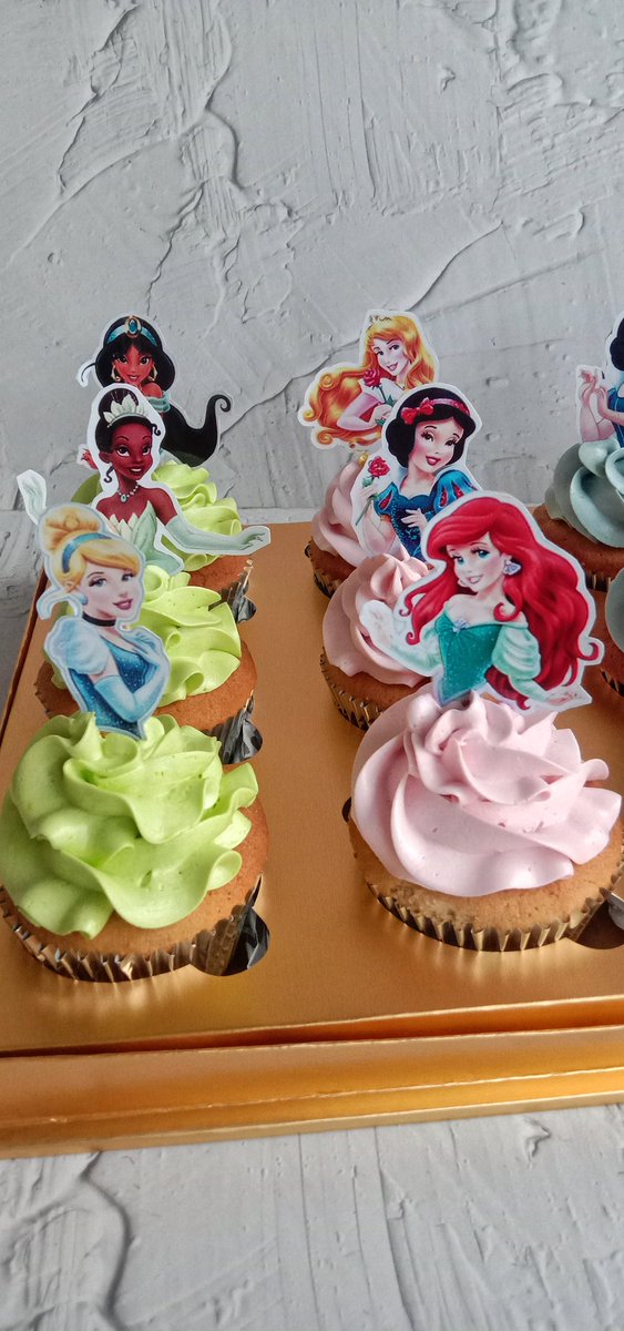 bittersweetjkt's tweet image. Disney Princess #cakepop and #cupcake 

contact order 🇮🇩 only: 
linktr.ee/bittersweetjkt