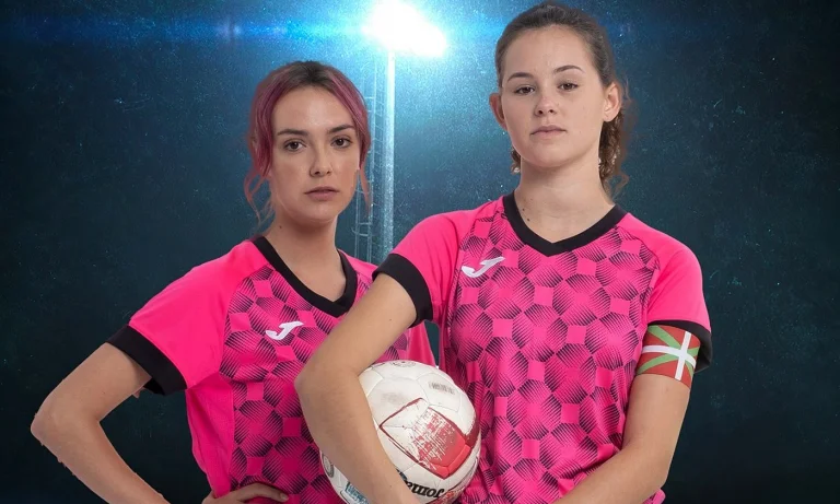 EITBk deialdi bat zabaldu du fikziozko telesailak sortzeko

Gazteentzako lanak izan beharko dute, eta "euskarazko ekoizpenak lehenetsiko" ditu

<a href="/urtziurkizu/">Urtzi Urkizu</a> 
berria.eus/paperekoa/1857… Honen bidez: <a href="/berria/">Berria.eus</a>