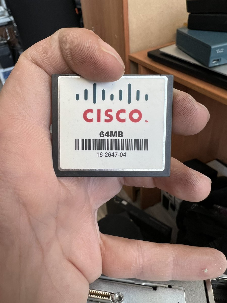 AurenFox's tweet photo. Hmmm) old Cisco but still alive and came to my collection https://t.co/peyYzUcfgc