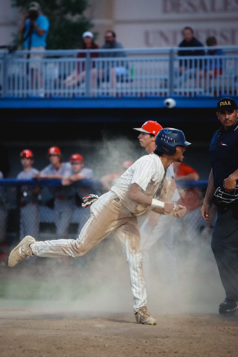 Ashley H tweet media