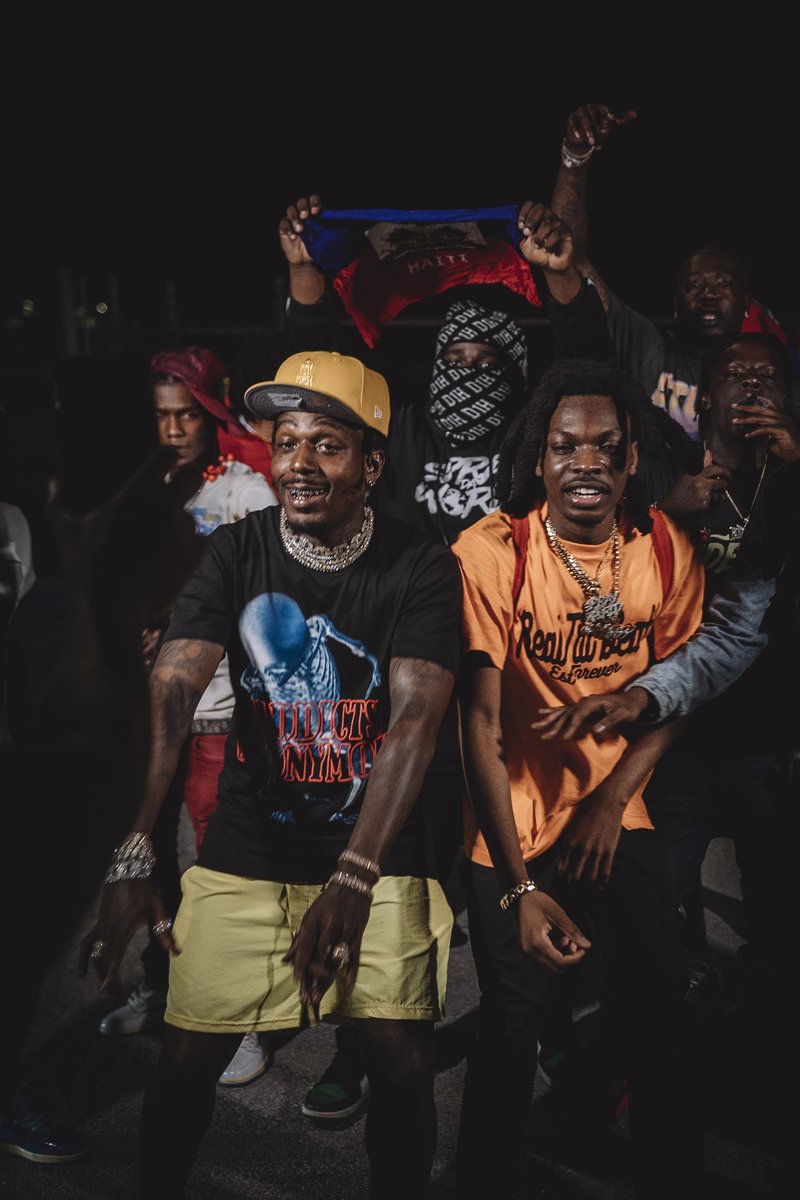 SAM1KAYY's tweet photo. Out now all platforms Spray Sum 😤🌎 https://t.co/7tOd8b6ebT