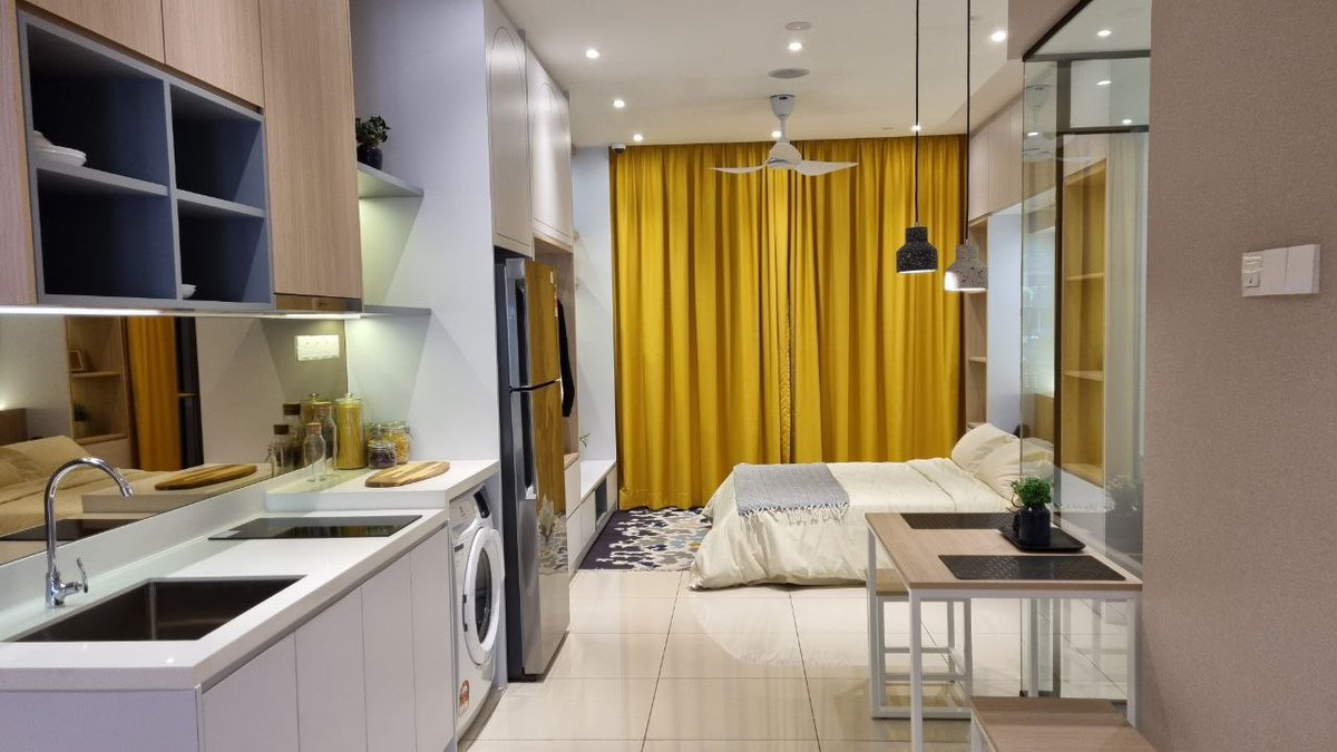 MuinProperty's tweet photo. ⭐️ 𝐁𝐄��𝐓 𝐅𝐎𝐑 𝐈𝐍𝐕𝐄𝐒𝐓𝐌𝐄𝐍𝐓 𝐎𝐑 𝐎𝐖𝐍𝐒𝐓𝐀𝐘 𝐍𝐄𝐖 𝐒𝐎𝐇𝐎 𝐒𝐌𝐀𝐑𝐓 𝐇𝐎𝐌𝐄 @ 𝐀𝐌𝐏𝐀𝐍𝐆 ⭐️ 

Hi guys 🙋‍♂️ Muin nak share Project baru di Ampang, SOHO SMART HOME .Kenapa SMART?? Sebab semua unit  akan disediakan SMART Home system & SMART Lock 😱. Betul-betul advance project ni.  Location di tengah-tengah KL ! Harga pula sangat lah murah RM230K monthly RM920 mana nak cari harga macam ini lagi-lagi dekat Ampang 😍. Booking fee hanya RM50 sahaja. 

THREAD

HIGHLIGHTS
🏢 Studio & Duplex Unit ONLY
📱 SMART Home
🔒 SMART Lock
🏊‍♂️ 62 Premium Hotel Facilities
👮‍♂️ Gated and Guarded
🚉 Direct link bridge to LRT & Shopping mall
Completion : 2026, Q3

PROMOTION 
🆓️ All Legal fees 
🆓️ Loan Stamp duty 
🆓️ All Disbursements fees

62 Premium Hotel Facilities 
🏊‍♂️ 2 Swimming pool
🫧    Jacuzzi 
🧖‍♂️ Antioxidant Room 
🚴 Virtual cycling room
🏸 Indoor Badminton Court
💃 Dance Studio
🧑‍🍳 Cafeteria
🧒 Children Nursery & More !!

SEMI-FURNISHED
- Aircond
- Water heater
- Kitchen pantry
- Smart Home System 
- Smart Lock

Apa yang dekat dengan Project ni❓️
SHOPPING MALL 
- Great Eastern Mall 1.1KM 
- Giant 2.3KM 
- Aeon Mall 3.5KM

HEALTHCARE
- Gleneagles Medical 1.4KM
- HSC Medical 2.3KM
- KPJ Ampang 3.2KM

EDUCATION 
- Sri Al-Amin Private school 300M
- SK Taman Keramat 1 .1KM
- Geomatika University Collage 2.1KM

Gaji bersih RM2.3K ke atas dah boleh apply tetapi kalau gaji bawah dari itu don't worry korang boleh joint loan dengan partner atau family members. Untuk pekerja gomen korang boleh apply LPPSA. Semua tu Muin akan bantu from A to Z 😄.

Menarik kan?! Jadi kalau berminat nak datang gallery atau nak info lebih lanjut WHATSAPP muin !
https://t.co/LarXMKfoEz